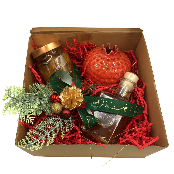 Χριστουγεννιάτικο Κουτί Δώρου με Παραδοσιακά Προϊόντα